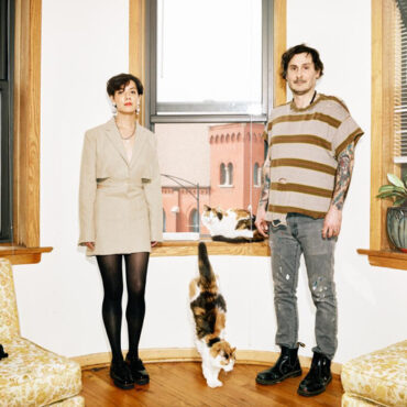 tim-kinsella-and-jenny-pulse-announce-debut-lp,-share-video-for-new-song-“unblock-obstacles”