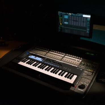 novation-introduces-new-flkey-49-and-flkey-61:-expanding-the-boundaries-of-music-production-for-fl-users