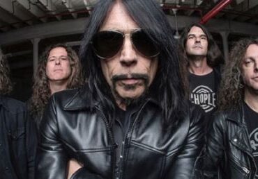 monster-magnet’s-dave-wyndorf-on-influences,-hawkwind’s-space-ritual-and-summoning-lightning