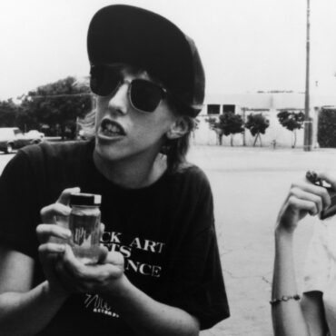 teresa-taylor,-butthole-surfers-drummer-and-slacker-star,-dies-at-60