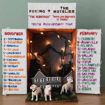 the-hotelier-&-foxing-announce-co-headlining-10th-anniversary-tour