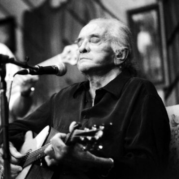 johnny-cash-performed-live-for-the-last-time-20-years-ago-today