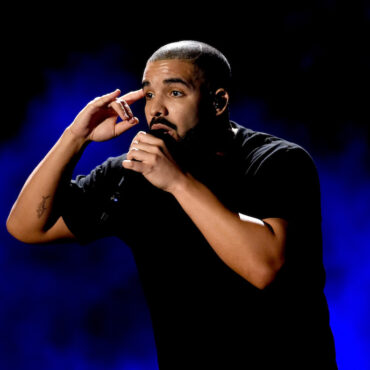 drake-calls-childish-gambino’s-“this-is-america”-“overrated-and-over-awarded”