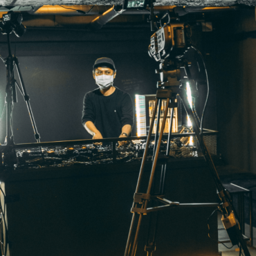 how-to-make-your-dj-live-streams-better:-five-things-to-elevate-your-sets-and-performance-spaces