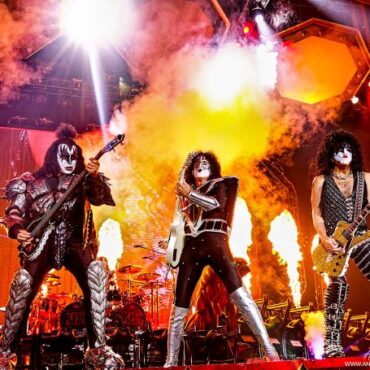 kiss-@-the-ao-arena,-manchester,-uk,-july-7,-2023