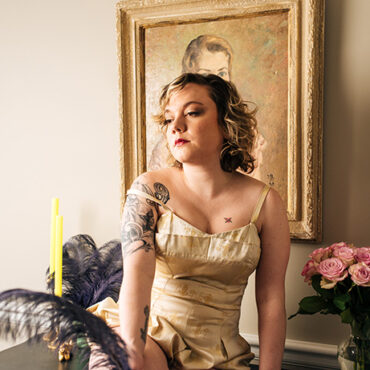 lydia-loveless-shares-new-song-“runaway”