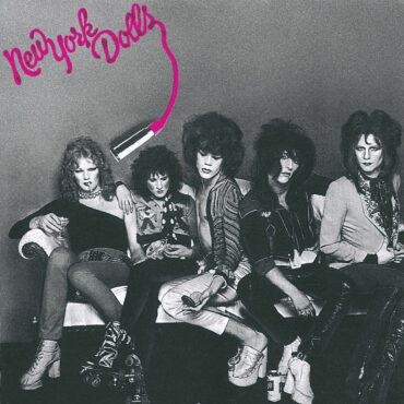 new-york-dolls-released-their-self-titled-debut-album-50-years-ago-today