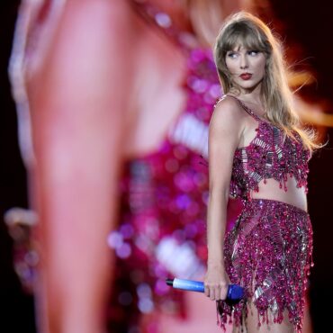 taylor-swift-lover-book-copyright-lawsuit-dropped