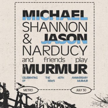 watch-michael-shannon-&-jason-narducy-bring-out-mike-mills-to-cover-rem.’s-murmur-in-chicago