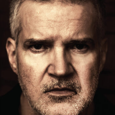 lloyd-cole-discusses-his-new-album-“on-pain”