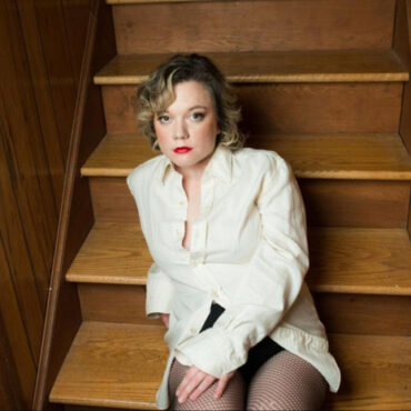 lydia-loveless-shares-video-for-new-song-“sex-and-money”