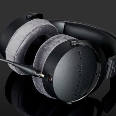 beyerdynamic-dt-700-pro-x-review:-tailored-audio-precision-in-a-competitive-mid-range-market