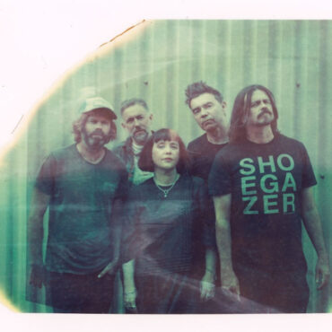 slowdive-share-video-for-new-song-“alife”-and-announce-new-tour-dates