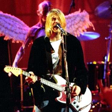 nirvana-reissuing-in-utero-with-2-unreleased-live-albums-for-30th-anniversary