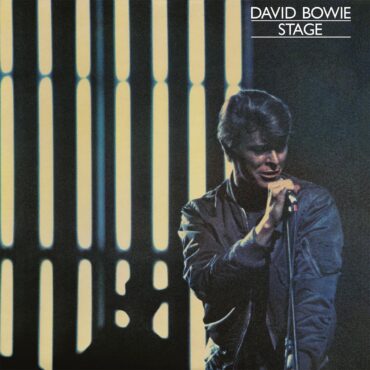 david-bowie-released-“stage”-45-years-ago-today