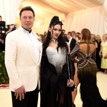 elon-musk-biography-reveals-third-child-with-grimes,-named-techno-mechanicus