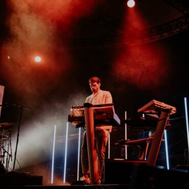 grammy-nominated-artist-tycho-lists-coveted-gear-on-reverb:-a-dive-into-his-most-cherished-instruments