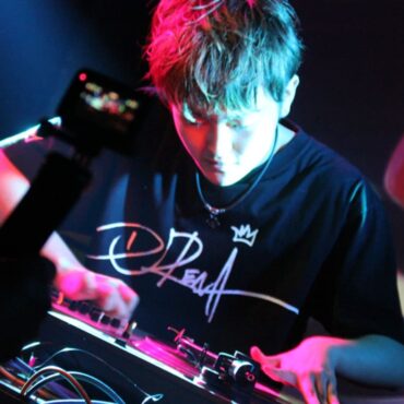 point-blank-student-spotlight:-rena-hyashi-(dj-rena)-–-dmc-world-dj-champion