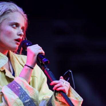 sky-ferreira-adds-fall-2023-tour-dates