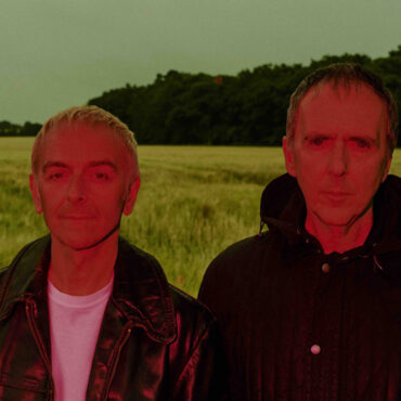 underworld-share-video-for-new-song-“denver-luna-(acappella)”