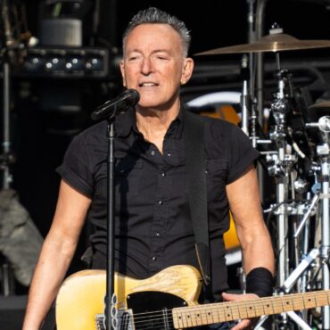 bruce-springsteen-postpones-remaining-2023-tour-dates-due-to-peptic-ulcer-disease