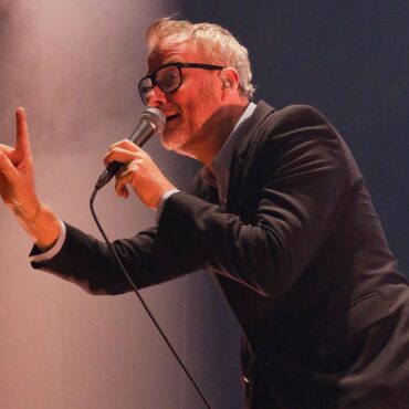 the-national’s-matt-berninger-gives-update-on-tv-sitcom,-says-it’s-called-das-apes