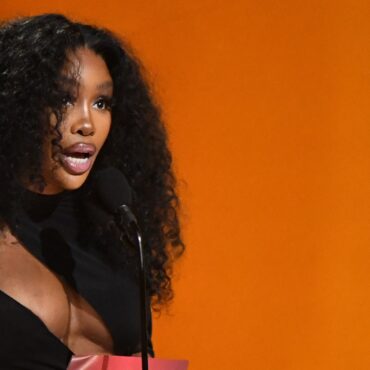 sza-pulled-2023-vmas-performance-due-to-fallout-from-artist-of-the-year-snub,-says-top-dawg-entertainment’s-punch