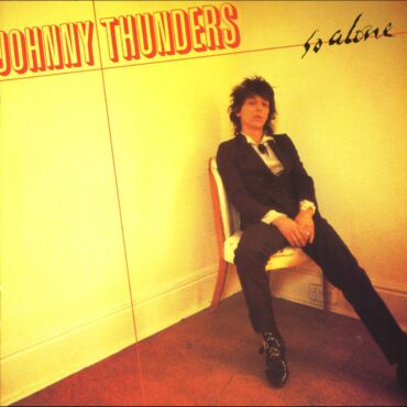 johnny-thunders-released-debut-album-“so-alone”-45-years-ago-today