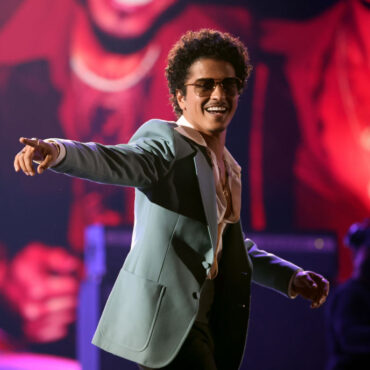 bruno-mars-tel-aviv-concert-canceled-as-israel-says-it-is-at-war-with-hamas