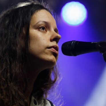 tirzah-cancels-north-american-tour-due-to-pneumonia