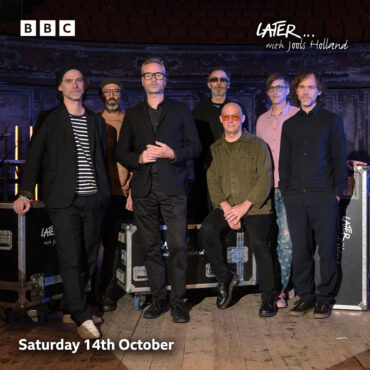 watch-the-national-perform-two-laugh-track-songs-on-later…-with-jools-holland