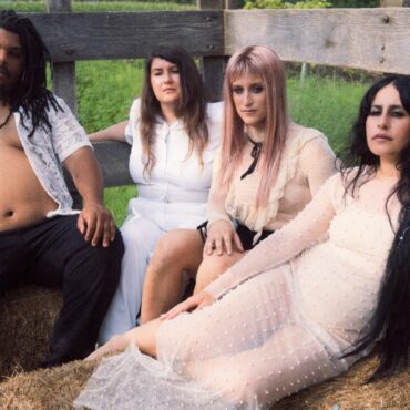 mannequin-pussy-announce-new-album-i-got-heaven,-share-video-for-new-song:-watch