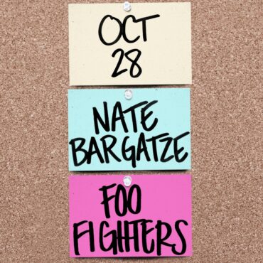 foo-fighters-playing-snl-on-october-28