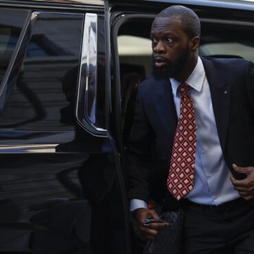 fugees’-pras-michel-demands-retrial,-says-lawyer’s-use-of-ai-botched-closing-argument