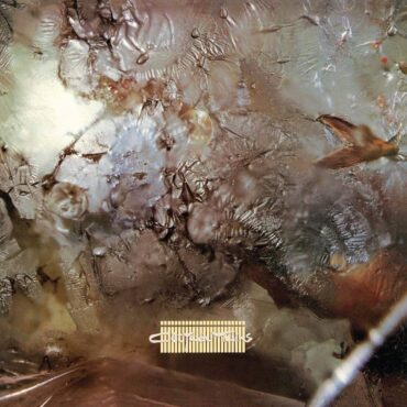 cocteau-twins-released-“head-over-heels”-40-years-ago-today