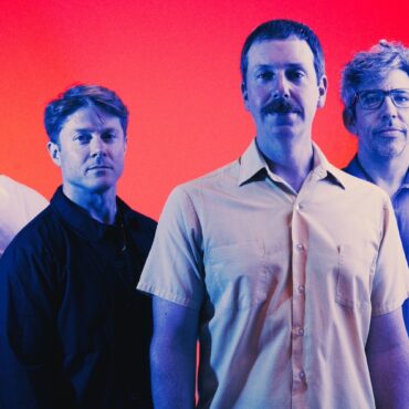 future-islands-announce-new-album,-share-video-for-new-song-“the-tower”:-watch