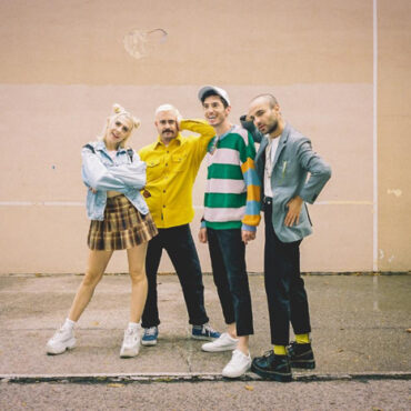 charly-bliss-share-video-for-new-song-“i-need-a-new-boyfriend”-and-launch-dating-site