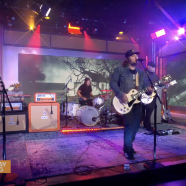 watch-the-gaslight-anthem-perform-on-cbs-this-morning