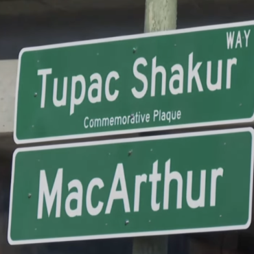 oakland-street-renamed-tupac-shakur-way