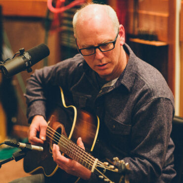 happy-birthday-greg-graffin-(bad-religion)