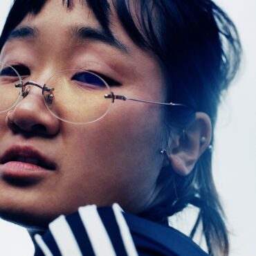 yaeji-shares-video-for-new-song-“easy-breezy”:-watch