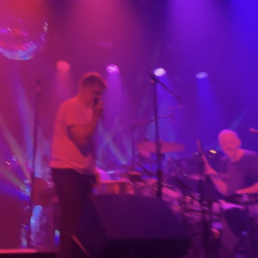 watch-lcd-soundsystem-perform-“one-touch”-live-for-the-first-time