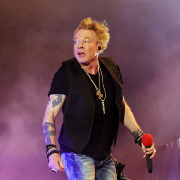 axl-rose-sued-over-alleged-1989-sexual-assault