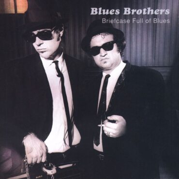 the-blues-brothers-released-debut-album-“briefcase-full-of-blues”-45-years-ago-today