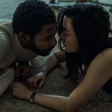 watch-donald-glover-in-first-trailer-for-new-mr-&-mrs.-smith-series