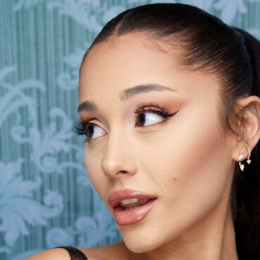 ariana-grande-announces-new-song-coming-this-week