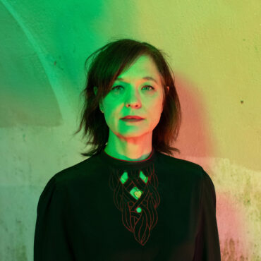 mary-timony-–-“the-guest”