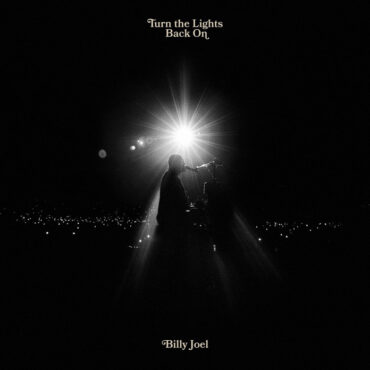 billy-joel-shares-first-new-song-in-17-years-–-“turn-the-lights-back-on”