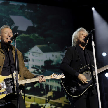 watch-bon-jovi-perform-with-bruce-springsteen-and-jason-isbell-cover-“wanted-dead-or-alive”-at-musicares-tribute