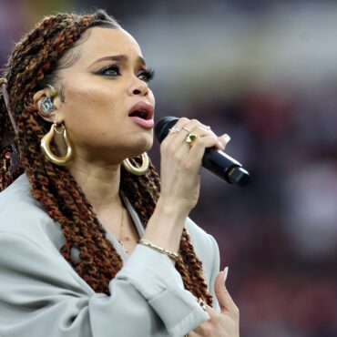 watch-andra-day-perform-“lift-every-voice-and-sing”-at-super-bowl-2024